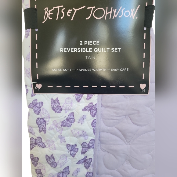 Betsey Johnson Butterfly Dance 2 Piece Reversible TWIN Quilt Set - Picture 4 of 4